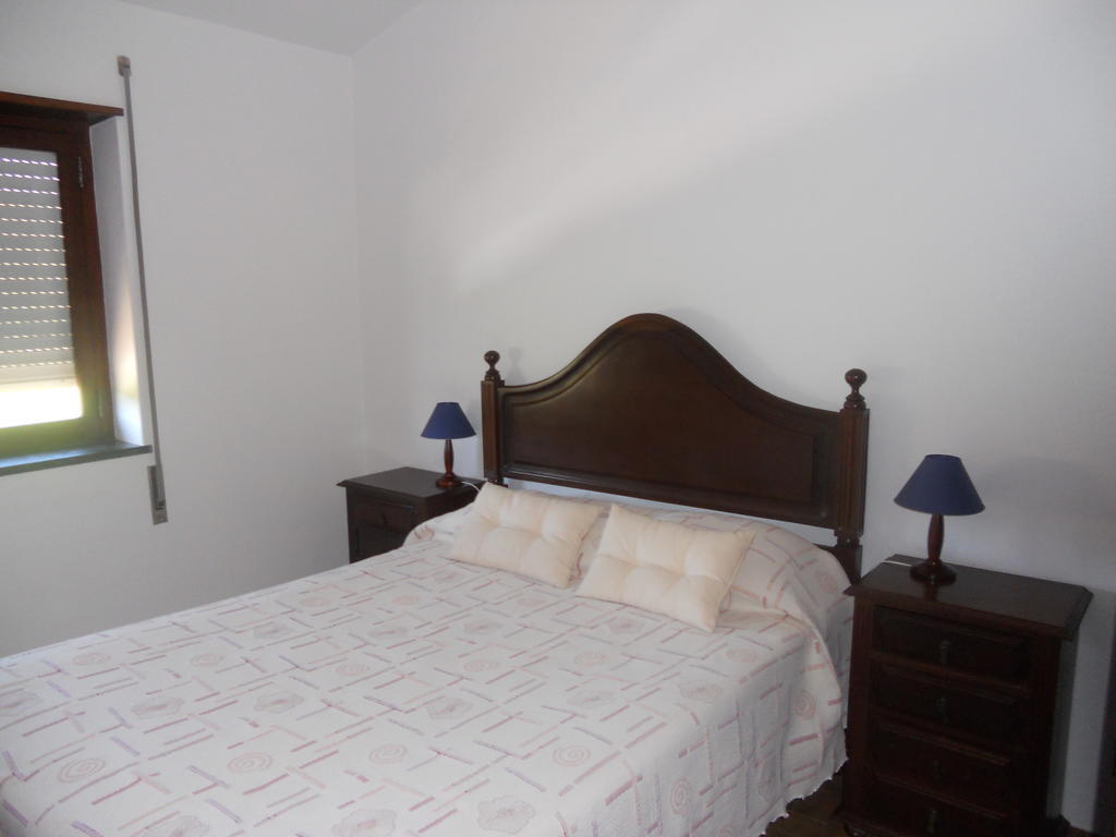 Hospedaria Firmino Bernardino Odeceixe Habitación foto